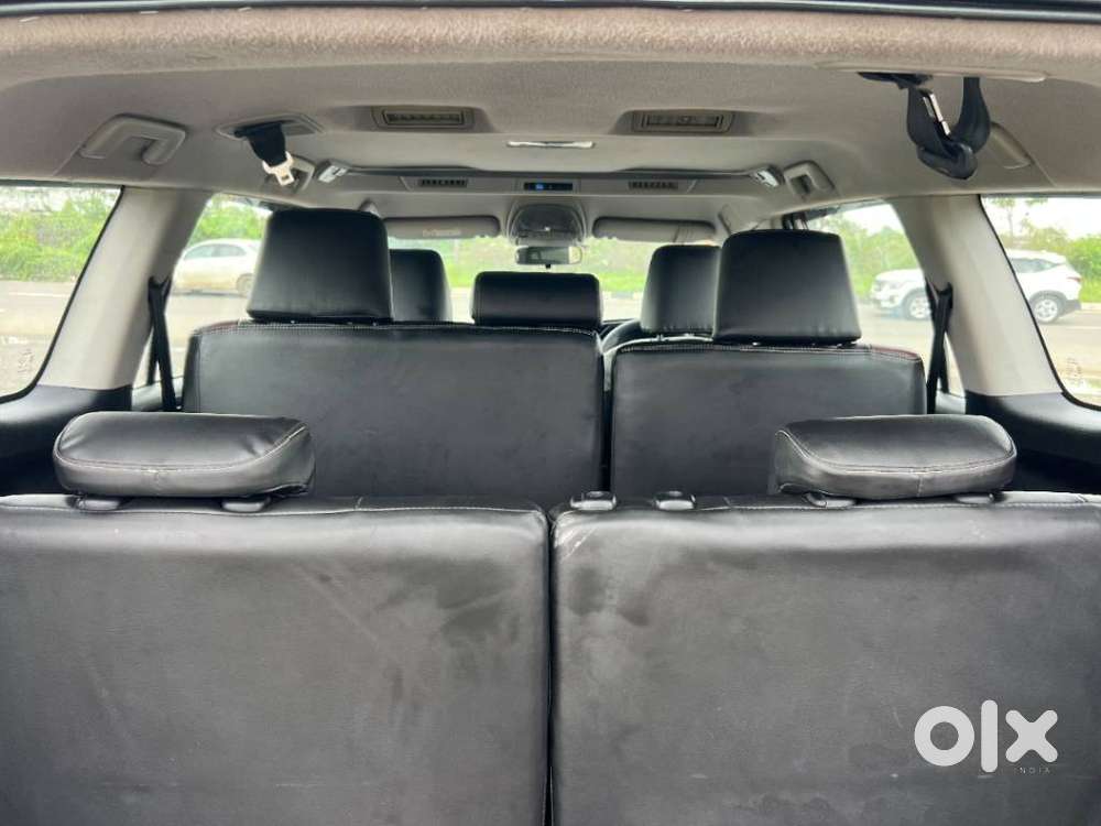 Toyota Innova Crysta 2.4 V 8 Str, 2017, Diesel