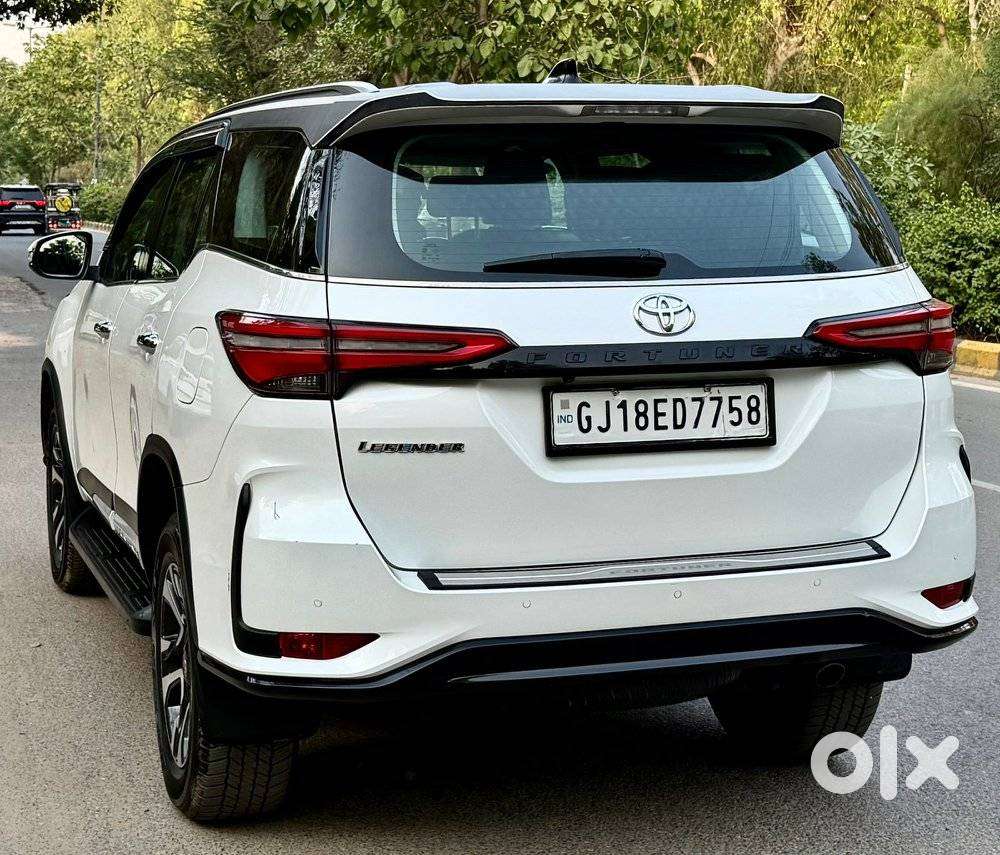 Toyota Fortuner Legender 4x2 At 2.8, 2024, Diesel