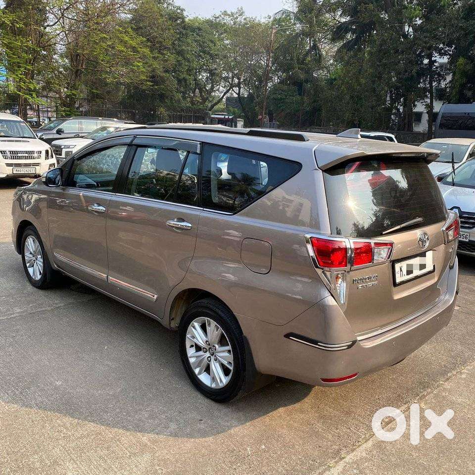 Toyota Innova Crysta 2.8z Automatic, 2016, Diesel