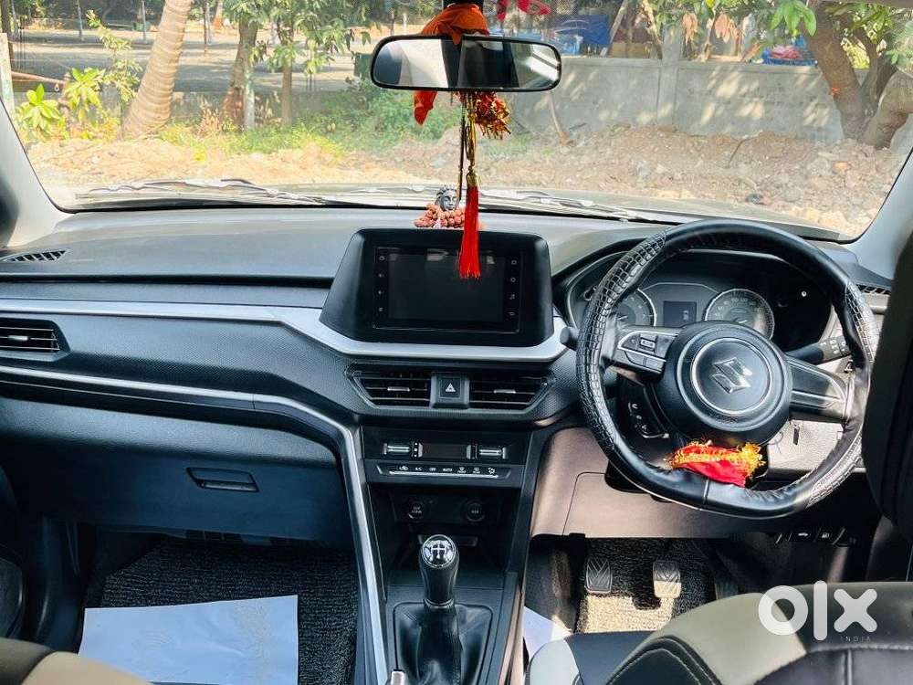 Maruti Suzuki Brezza 1.5 Vxi Smart Hybrid, 2023, Petrol