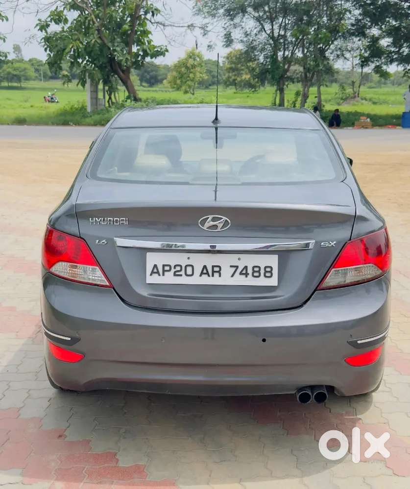Hyundai Verna 2013 Diesel Manual 145000 Km Driven