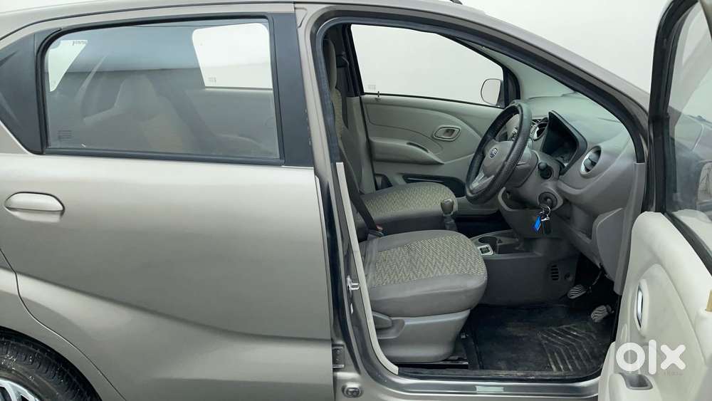Datsun Redigo T Option, 2016, Petrol