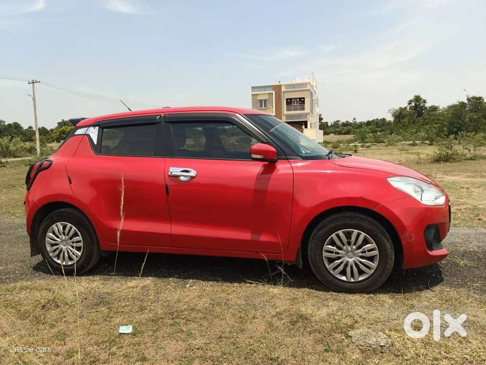 Maruti Suzuki Swift Vxi + Manual, 2018, Petrol
