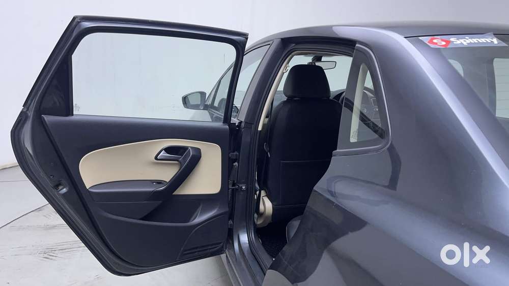 Volkswagen Ameo 1.2 Mpi Highline 16 Alloy, 2016, Petrol
