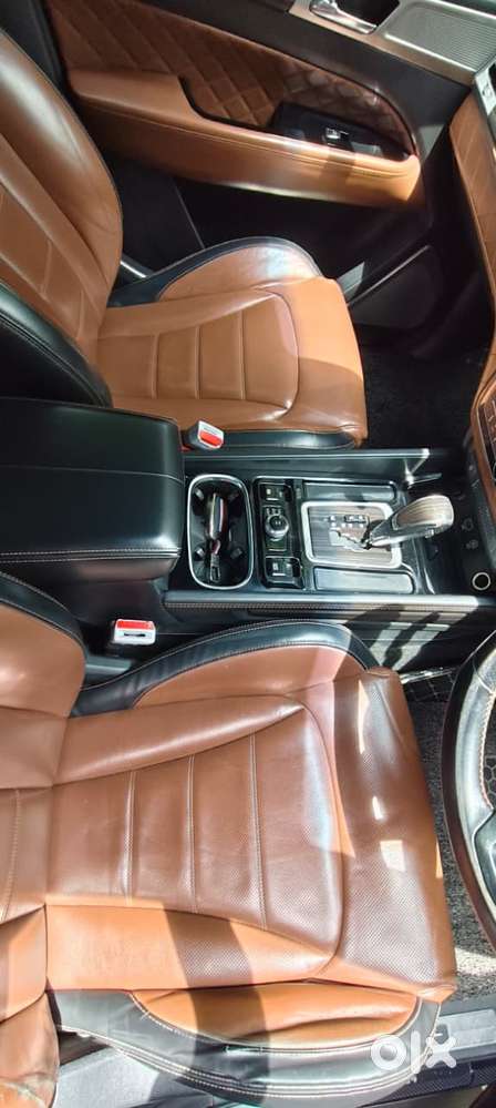 Mahindra Alturas G4 4wd At, 2019, Diesel
