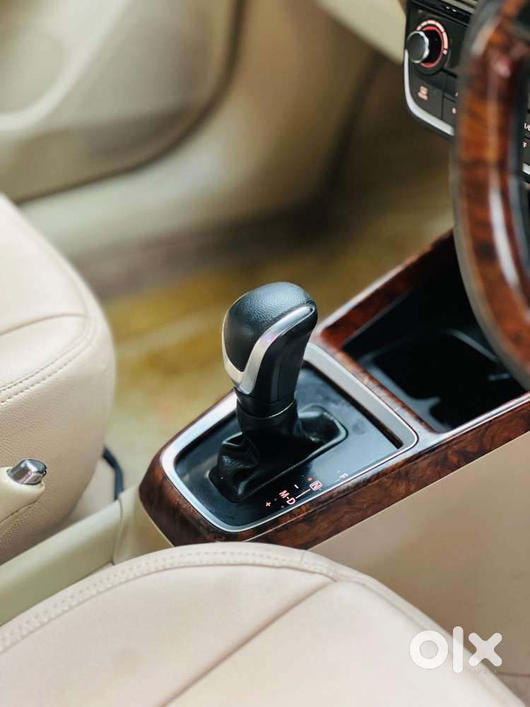 Maruti Suzuki Swift Dzire Amt Zxi Plus, 2017, Petrol