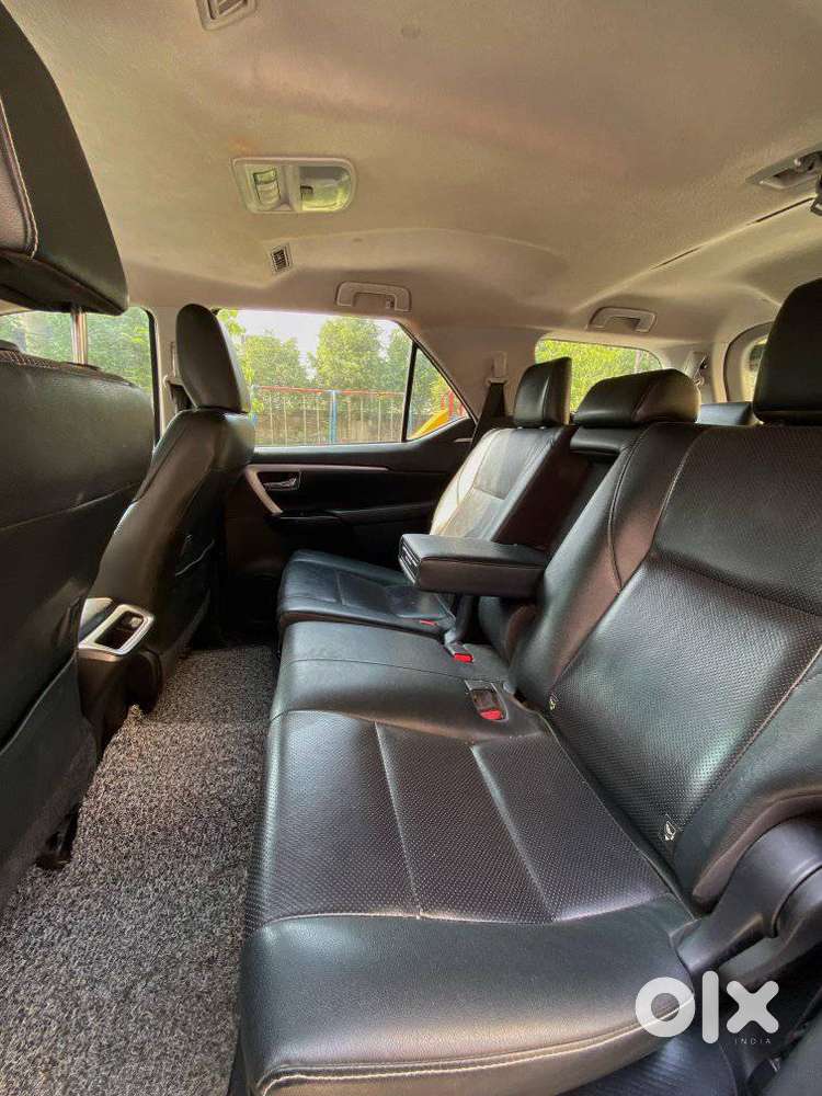 Toyota Fortuner [2021-ongoing] 2.8 2wd Diesel Mt, 2024, Diesel