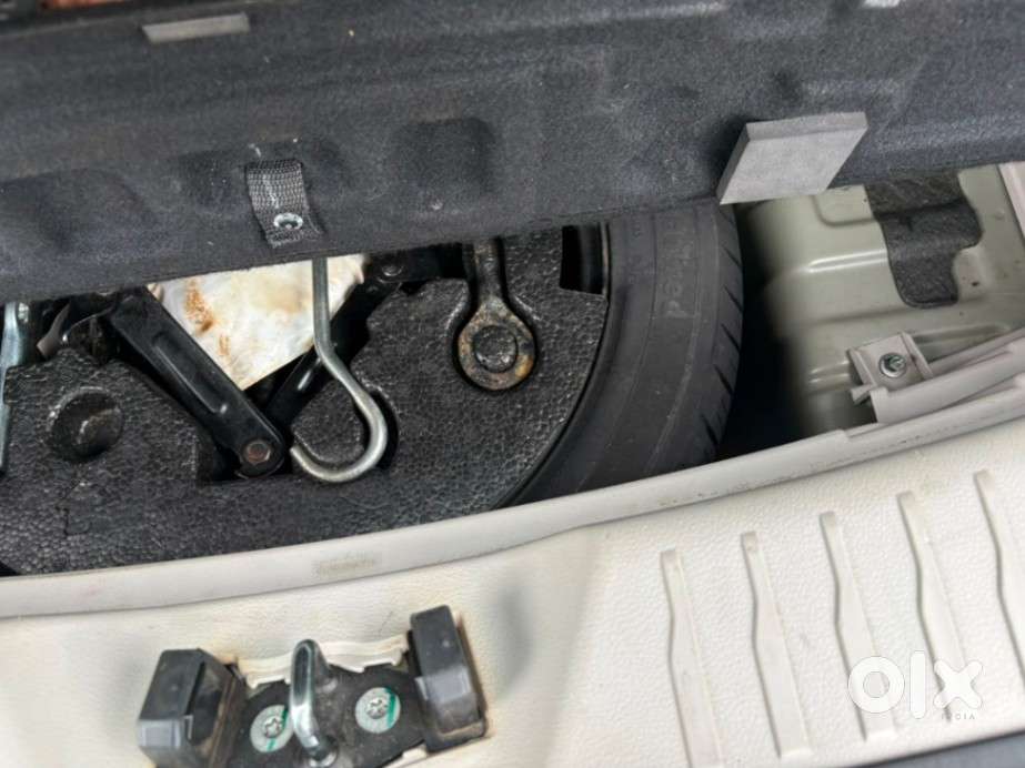 Mahindra Xuv300 W8, 2019, Petrol