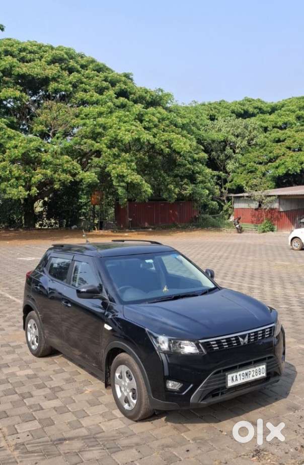 Mahindra Xuv300 W6, 2023, Petrol