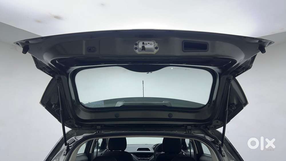Tata Nexon 1.2 Revotron Xm (s), 2021, Petrol