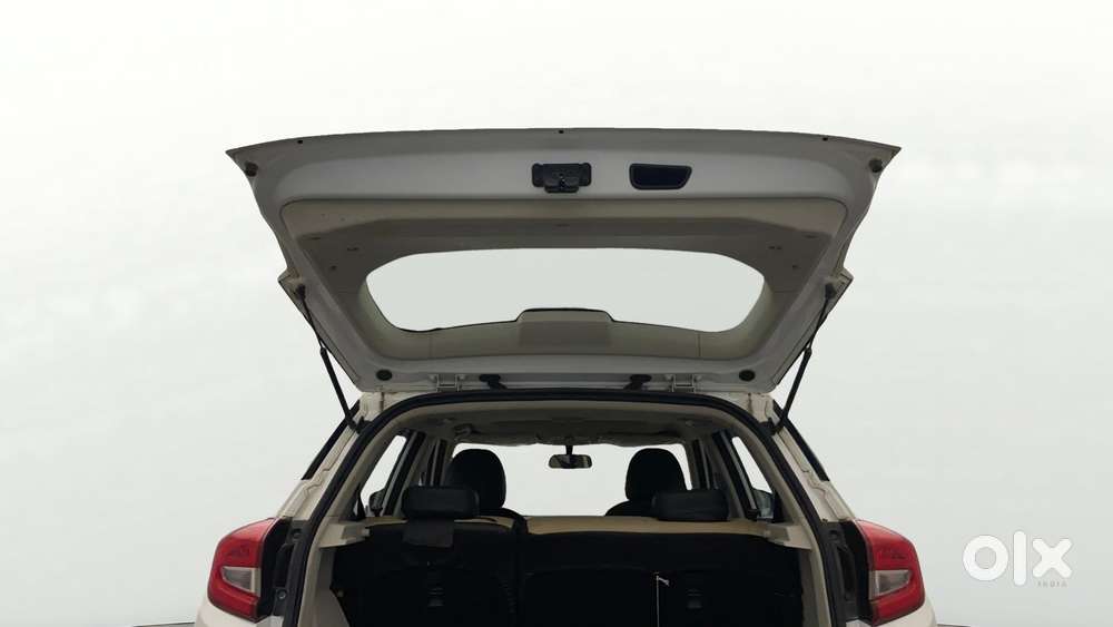 Mahindra Xuv300 W6, 2023, Petrol