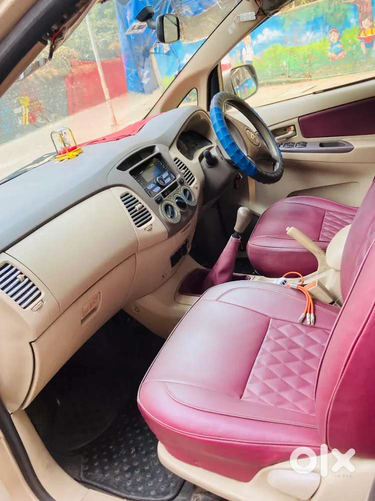 Toyota Innova 2005 Cng & Hybrids 25960 Km Driven