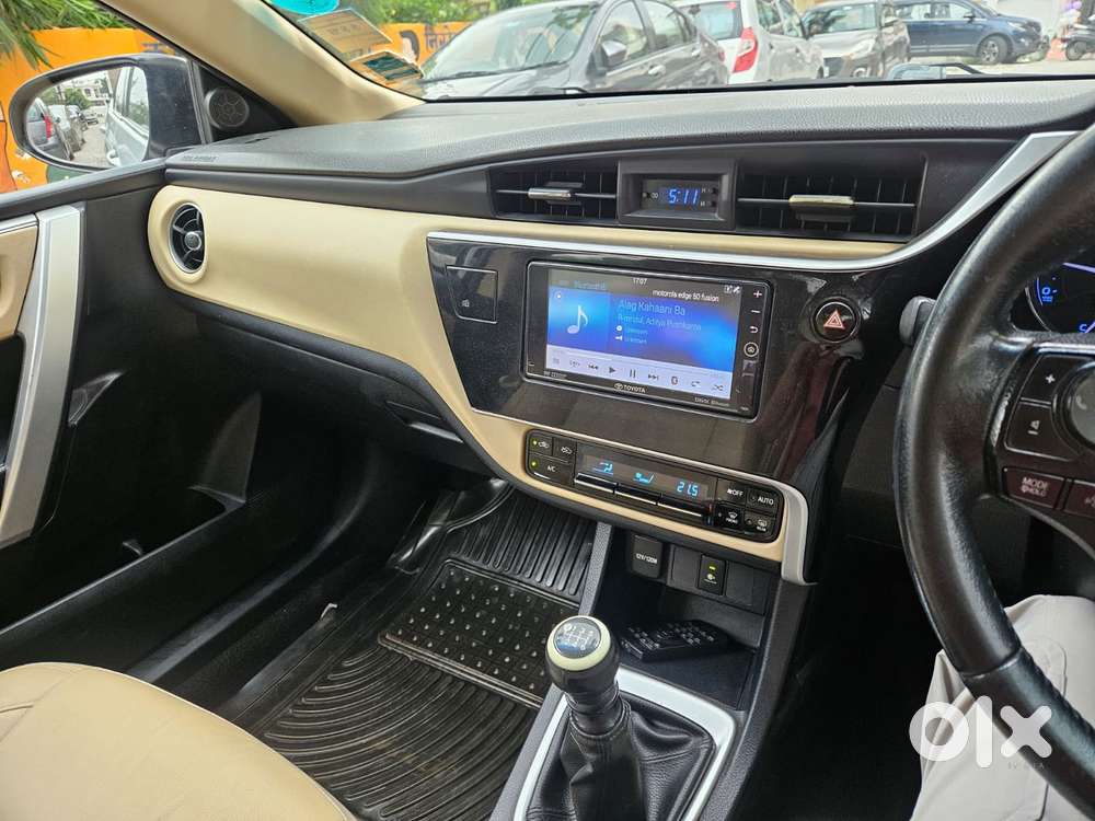 Toyota Corolla Altis Gl Mt, 2017, Petrol
