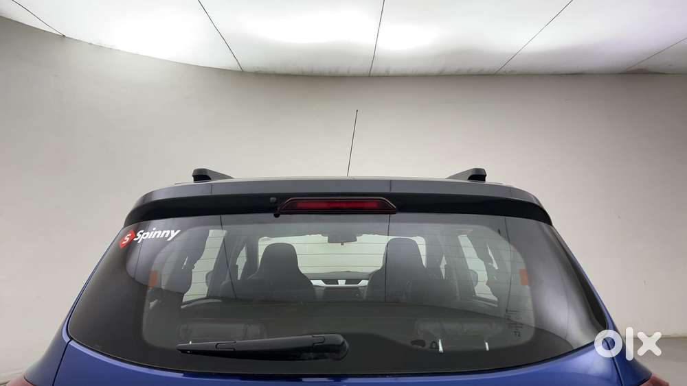 Renault Triber Rxz, 2022, Petrol