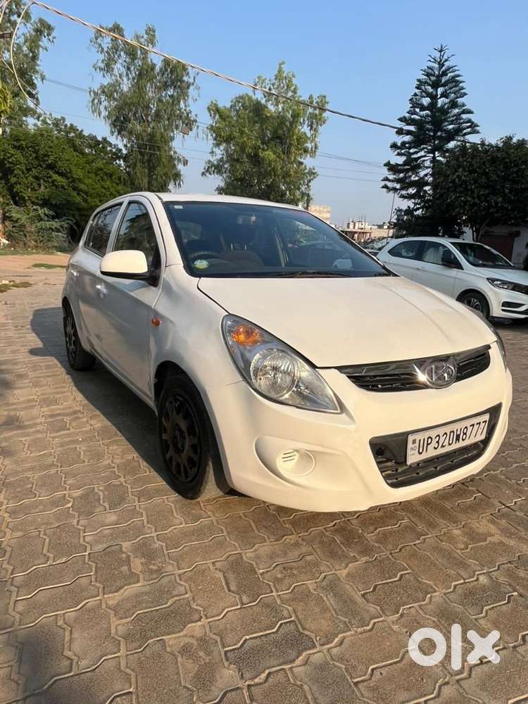 Hyundai I20 2011 Petrol Well Maintained