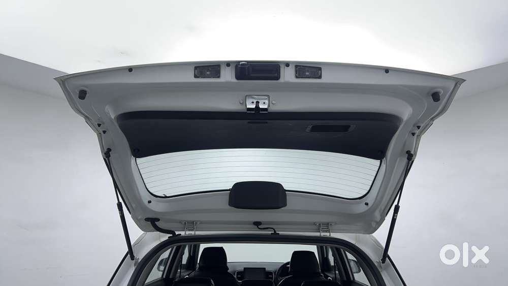 Hyundai Venue S (o) 1.0 Turbo Mt, 2023, Petrol