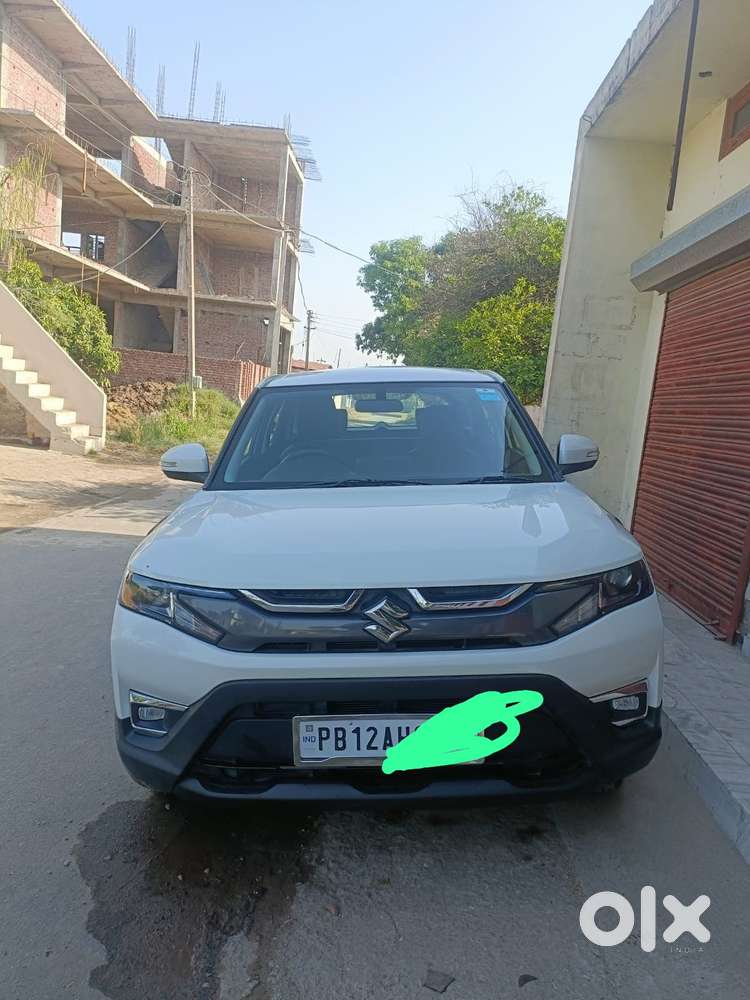Maruti Suzuki Brezza 1.5 Vxi Smart Hybrid, 2023, Petrol