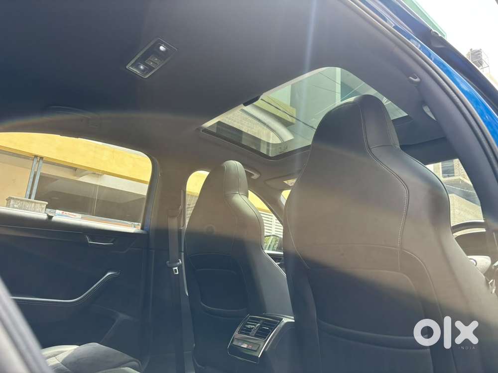 Skoda Superb Sportline 1.8 Tsi At, 2023, Petrol