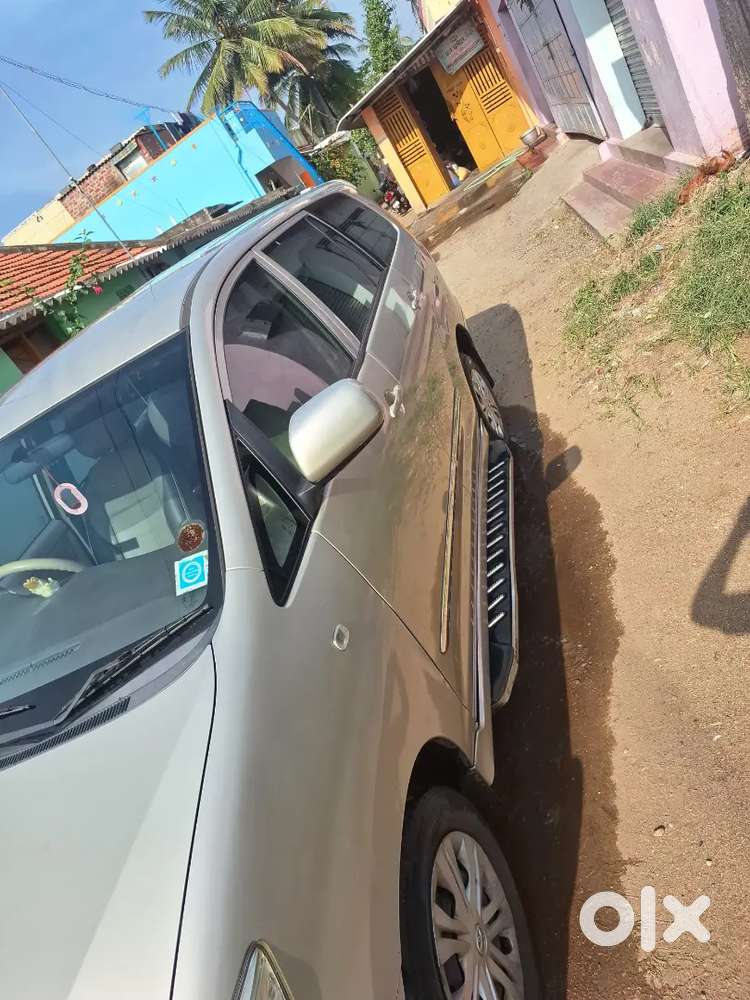 Toyota Innova 2013 Diesel Well Maintained