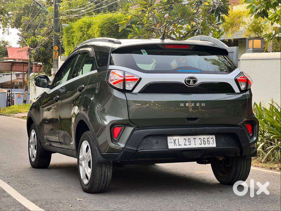 Tata Nexon 1.5 Revotorq Xm (s), 2021, Diesel