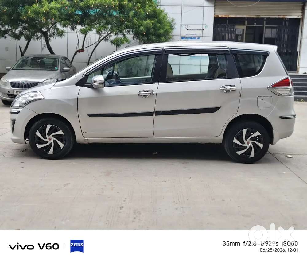 Maruti Suzuki Ertiga 2015 Diesel 75000 Km Driven