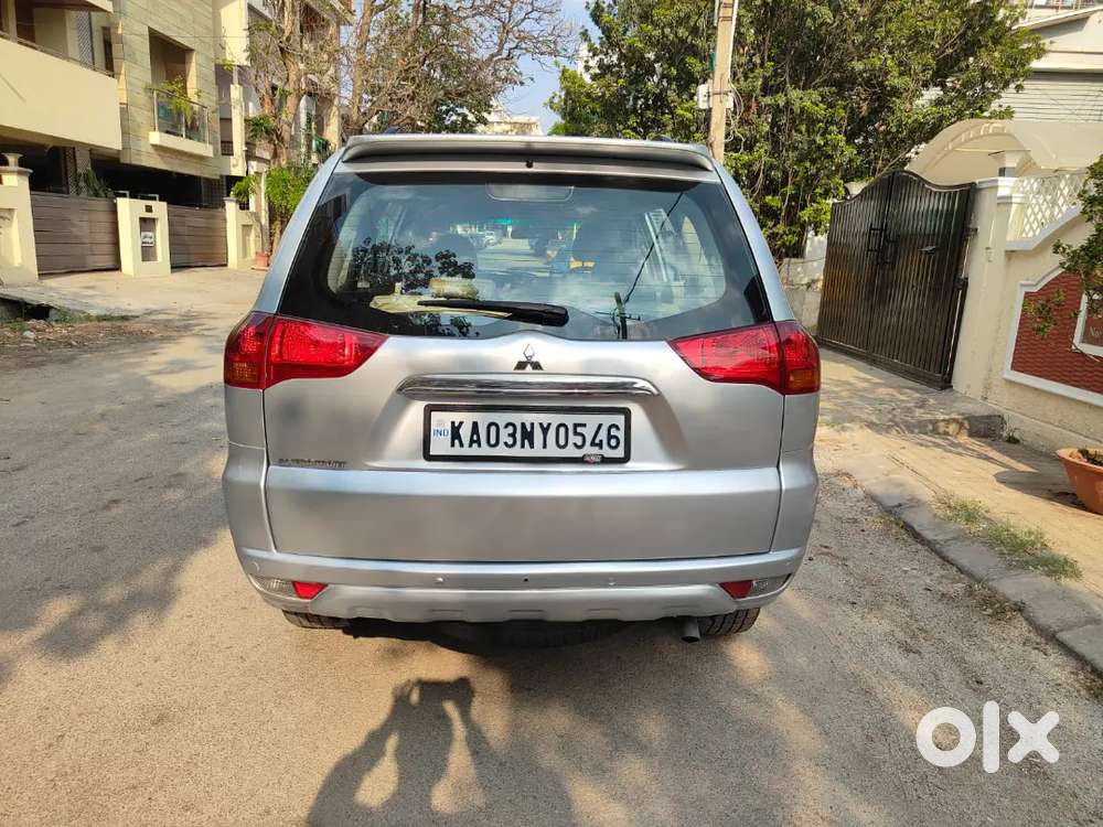 Mitsubishi Pajero Sport 2012
