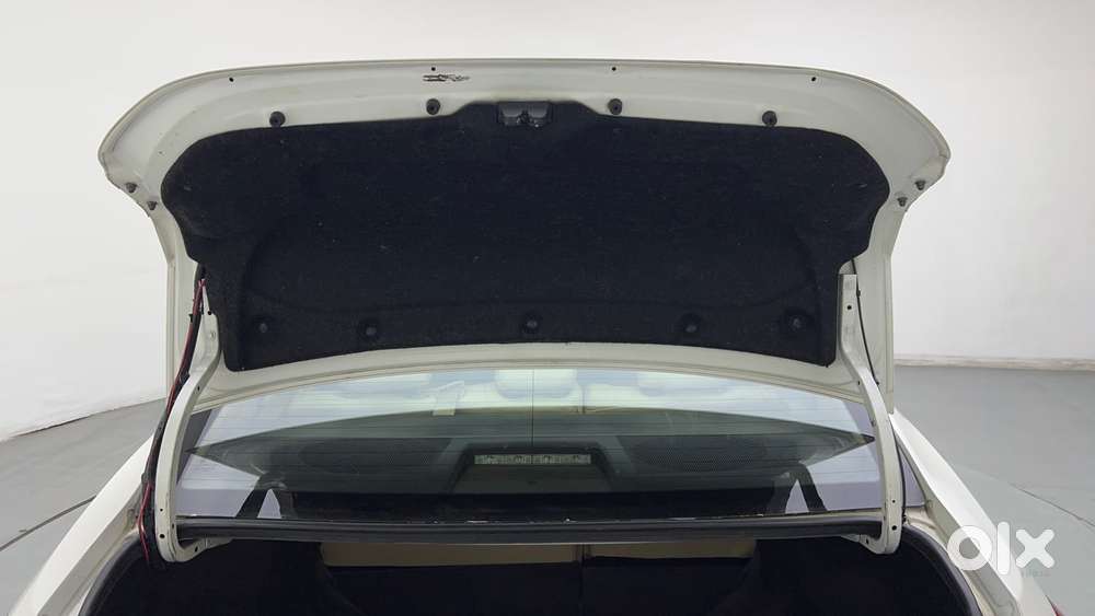 Toyota Corolla Altis 1.8 G, 2015, Petrol