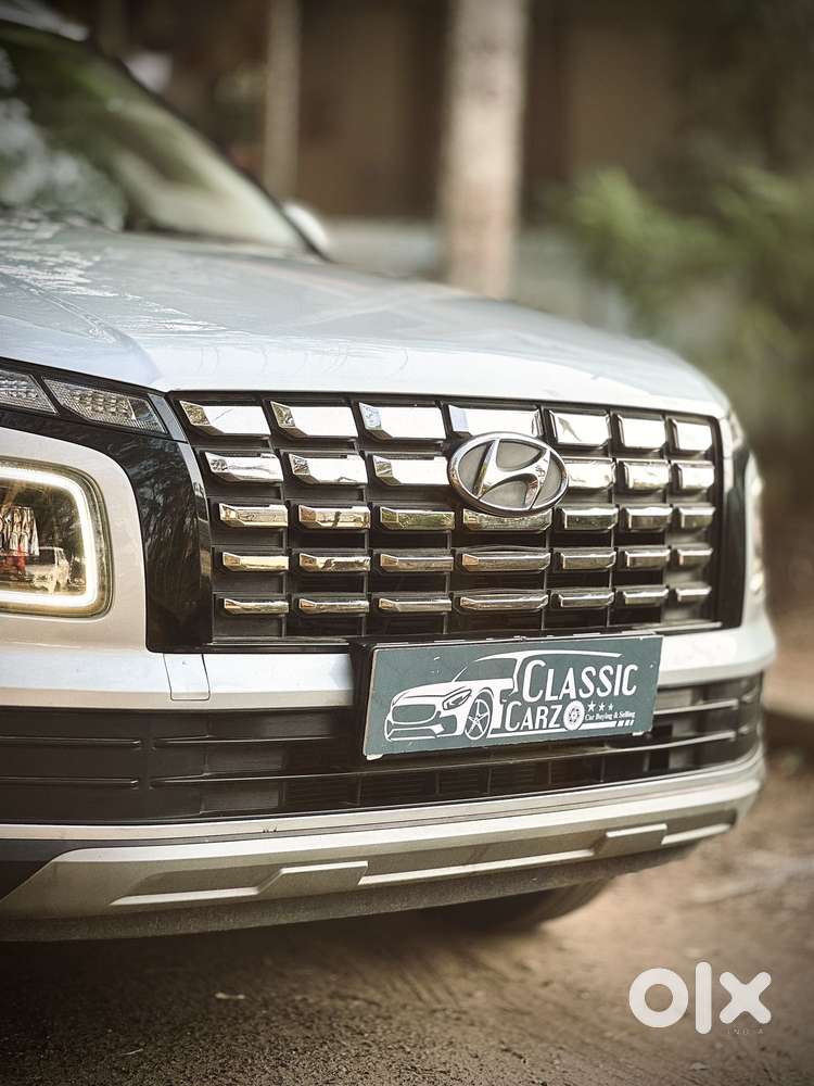 Hyundai Venue S (o) 1.2 Petrol Knight Edition, 2023, Petrol