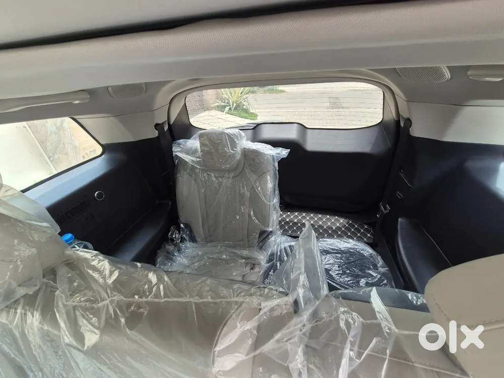 Mahindra Xuv700 2025