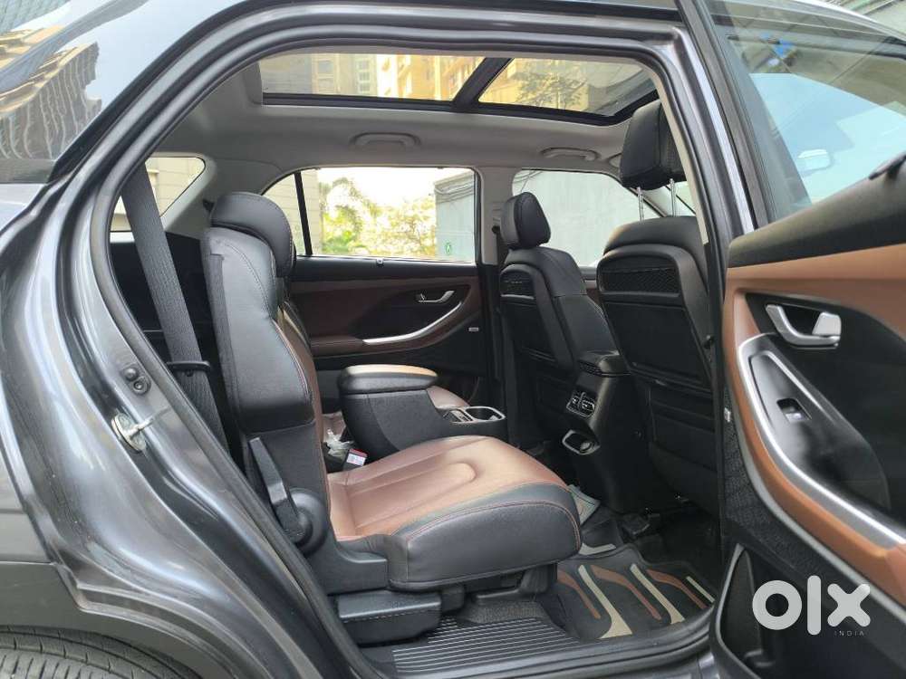 Hyundai Alcazar 2.0 Signature (o) Petrol At 6 Str, 2021, Petrol