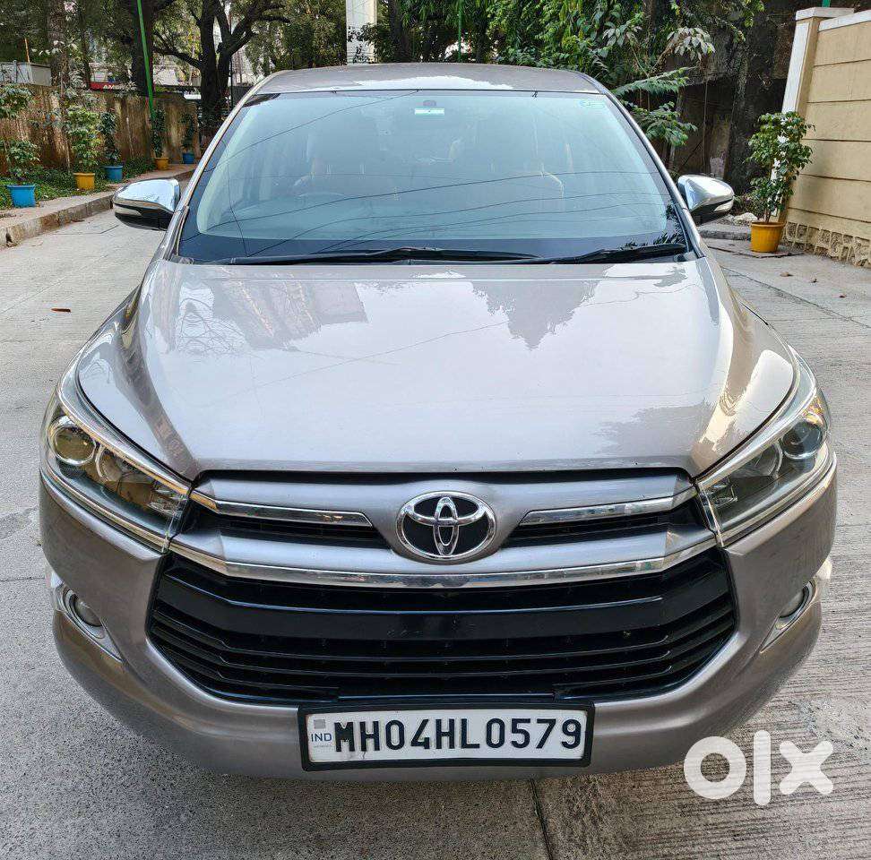 Toyota Innova Crysta