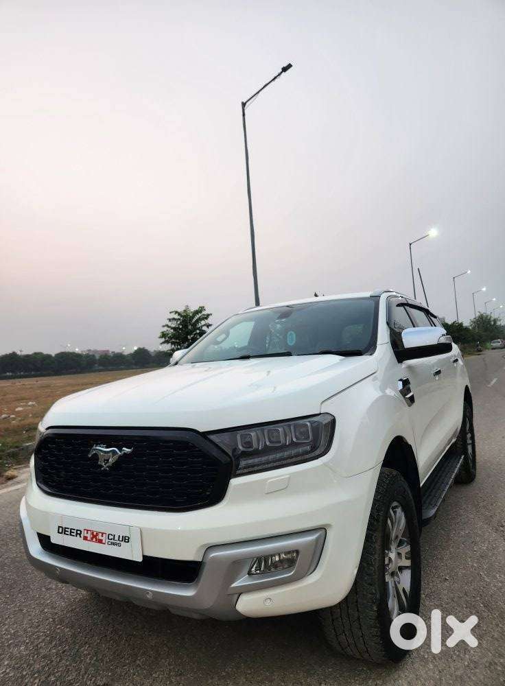 Ford Endeavour 3.2 Titanium At 4x4, 2016, Diesel