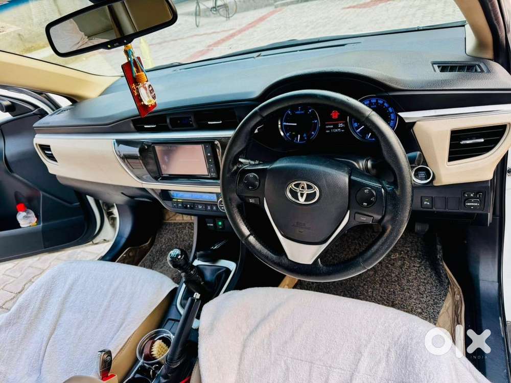 Toyota Corolla Altis 2015 Diesel Well Maintained