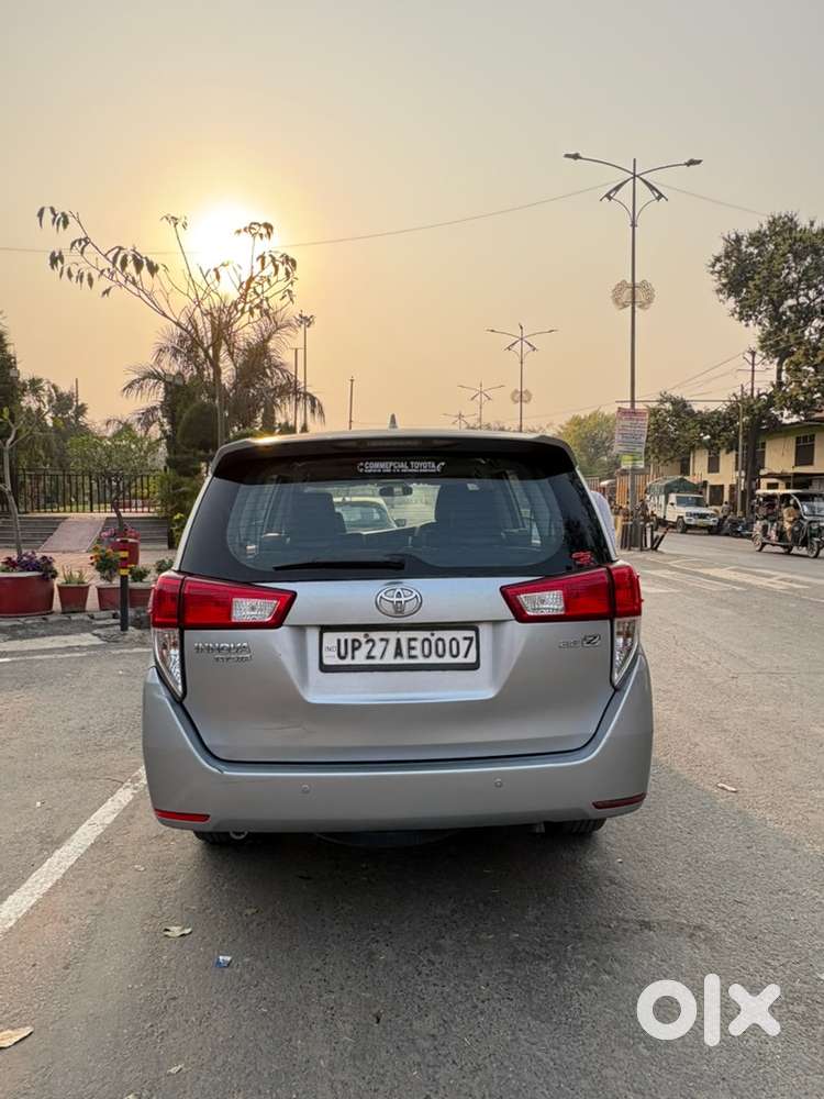 Toyota Innova Crysta 2016 Diesel Well Maintained