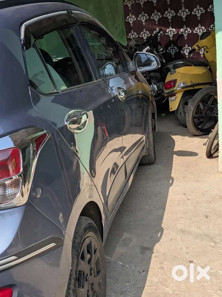 Hyundai Grand I10 2016 Petrol 75000 Km Driven