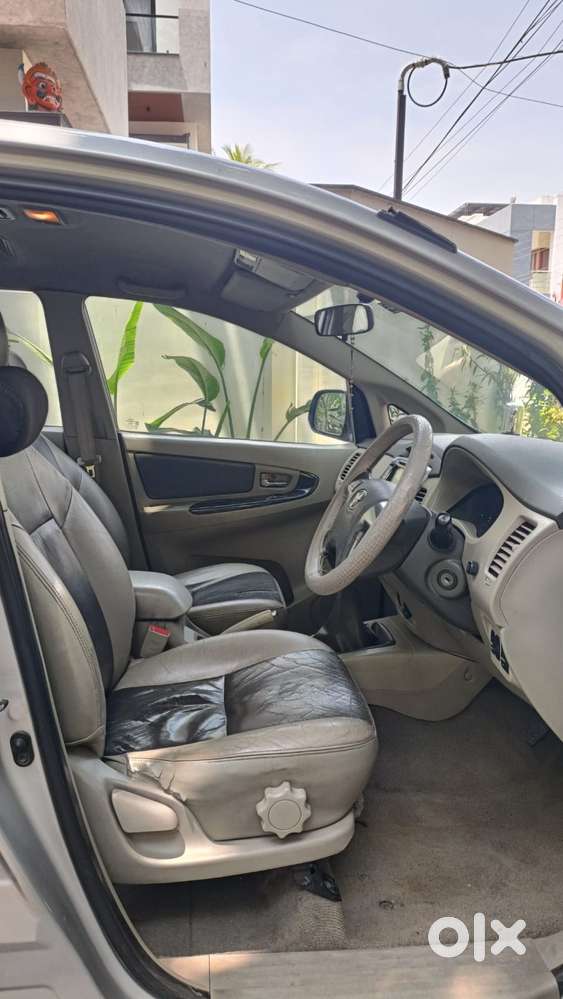 Toyota Innova 2.5 V 7 Str, 2014, Diesel