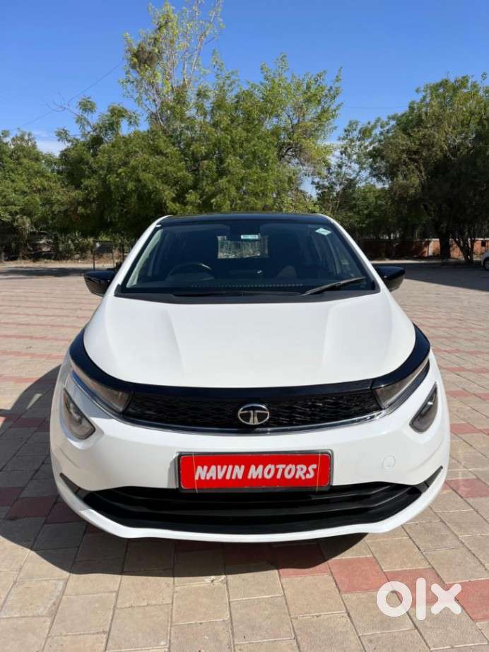 Tata Altroz Xz Plus (s), 2024, Petrol