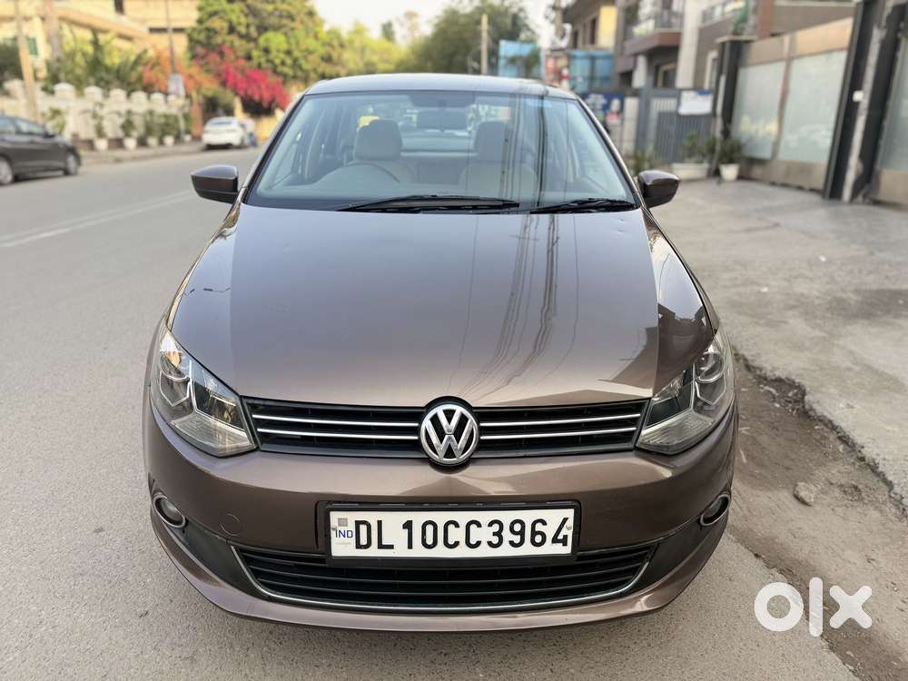 Volkswagen Vento 1.2 Tsi Highline Plus At, 2014, Petrol