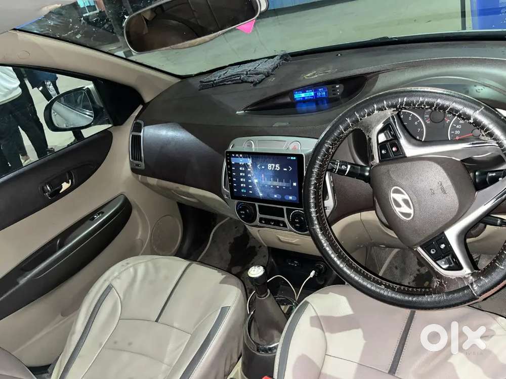 Hyundai I20 Sportz 2011