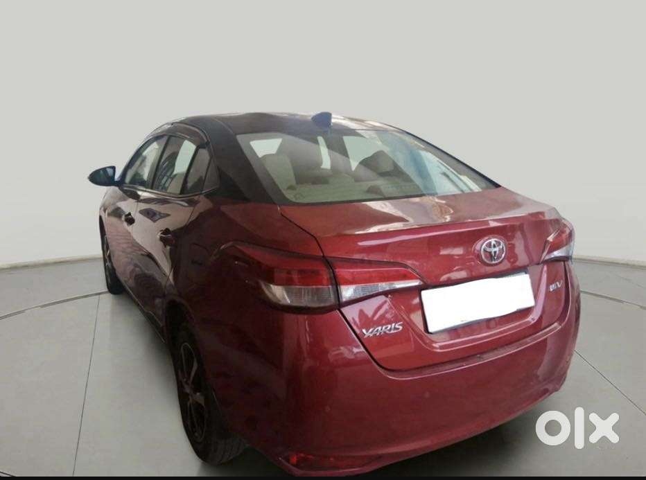 Toyota Yaris V Cvt, 2020, Petrol