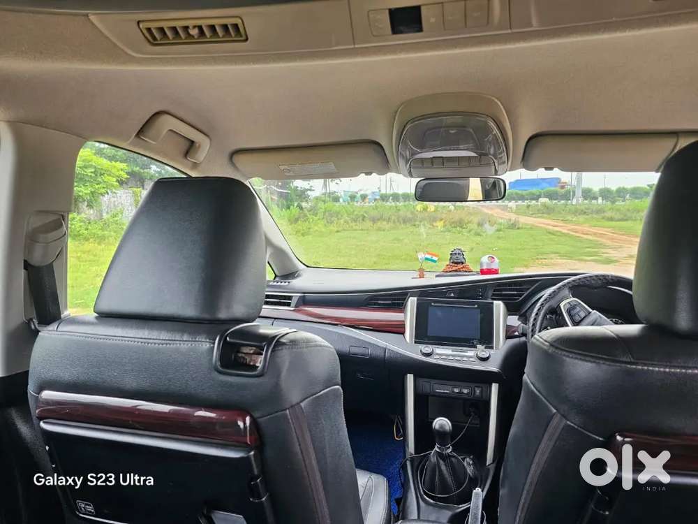 Toyota Innova Crysta 2.4 Diesel 2017