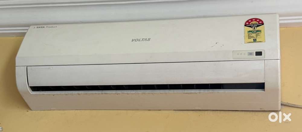 Voltas 5 Star Split AC 1.2