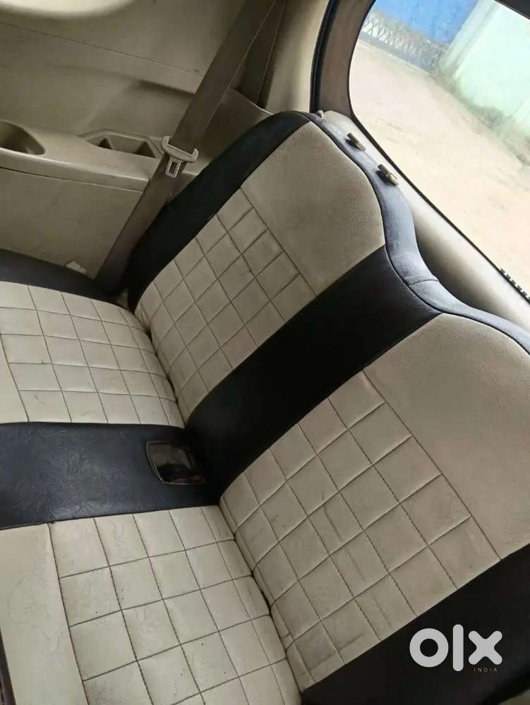 Maruti Suzuki Ertiga 2012 Diesel 140000 Km Driven
