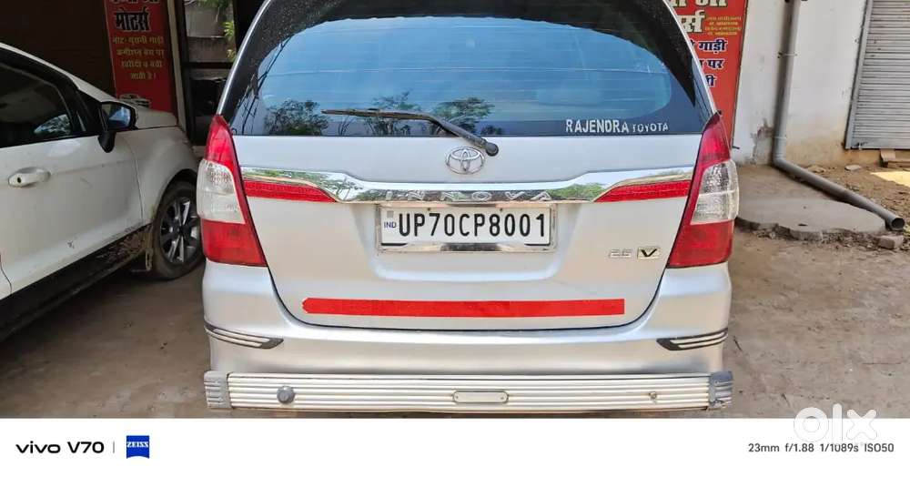 Toyota Innova 2014 Diesel 135500 Km Driven