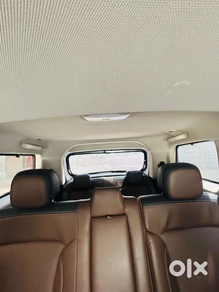 Mahindra Scorpio-n 2025 Petrol 12200 Km Driven