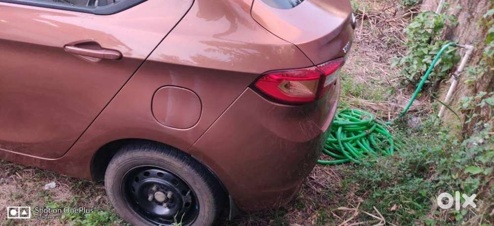 Tata Tigor 1.2 Revotron Xt, 2017, Petrol