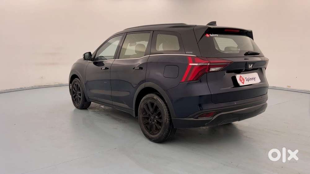 Mahindra Xuv700 2.0 Ax 7 Petrol At Luxury Pack Str, 2021, Petrol