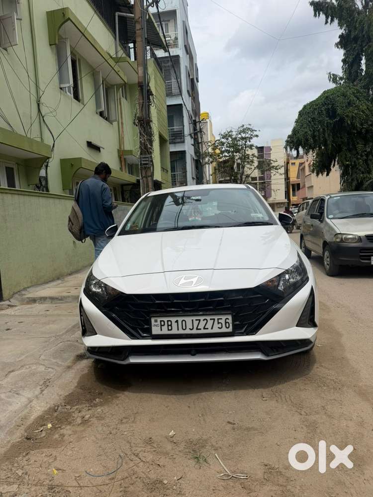 Hyundai New I20 Petrol Manual 2025
