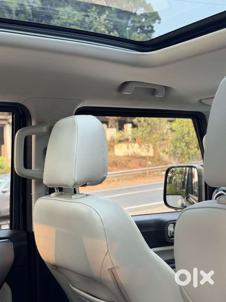 Mahindra Thar Roxx Ax7 L Diesel At 4wd, 2025, Diesel