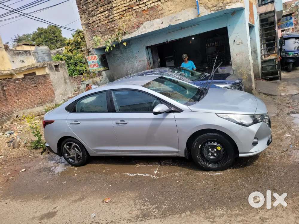 Hundai Verna 1.5 Mpi Mt S+